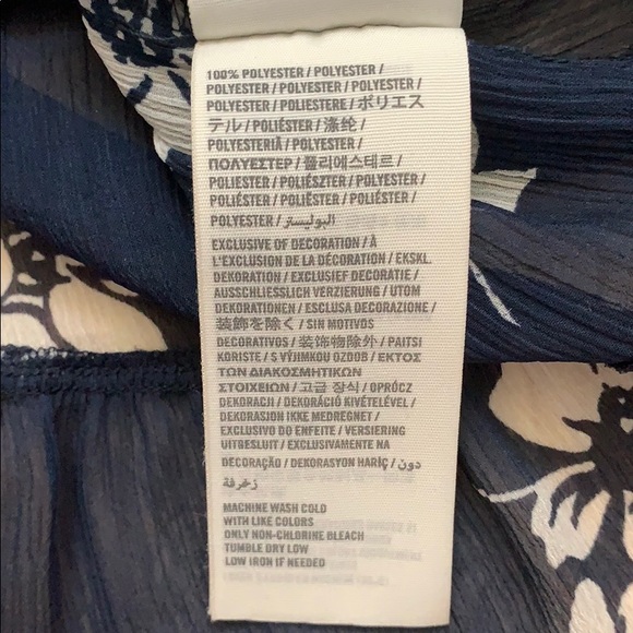 Hollister Floral Sheer Blouse - Picture 5 of 5